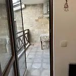 двустаен 